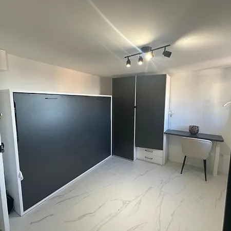 Confort Business 20m2 - 2 Min A Pied De Monaco 아파트 *